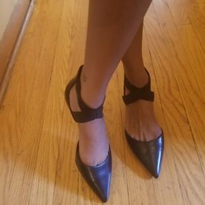 NINE WEST Flat Sandal -NEW